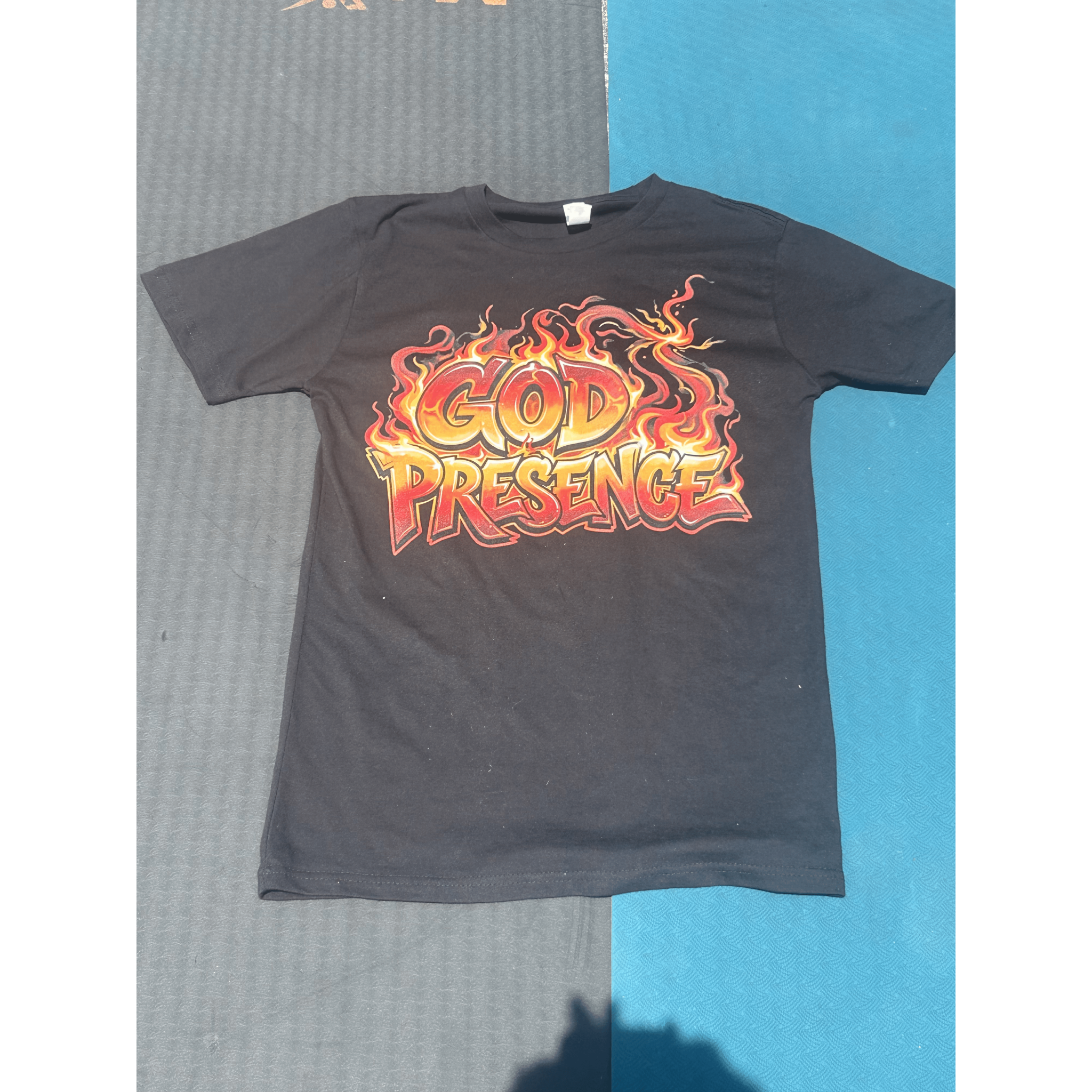 Image of God presence  heavy weight t-shirt   unisex - black